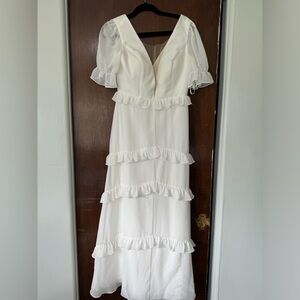 Revelry, Harley Dress in white size 6P